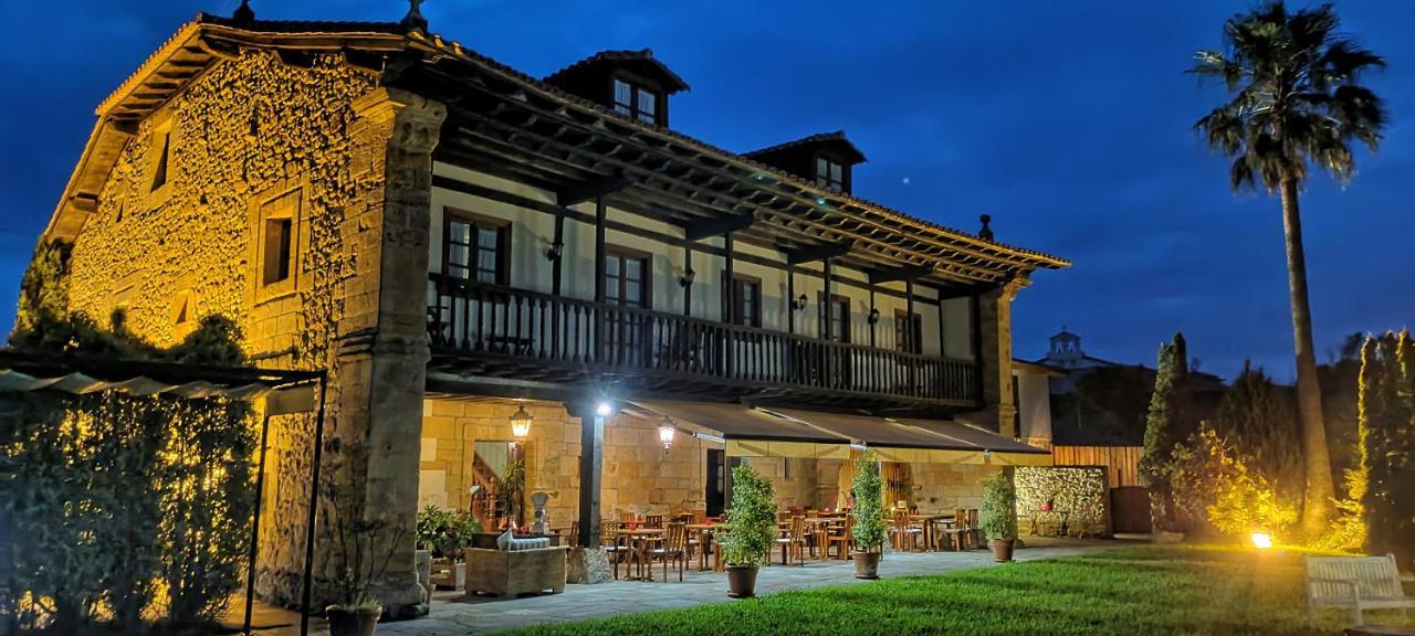 Palacion De Tonanes Exterior photo